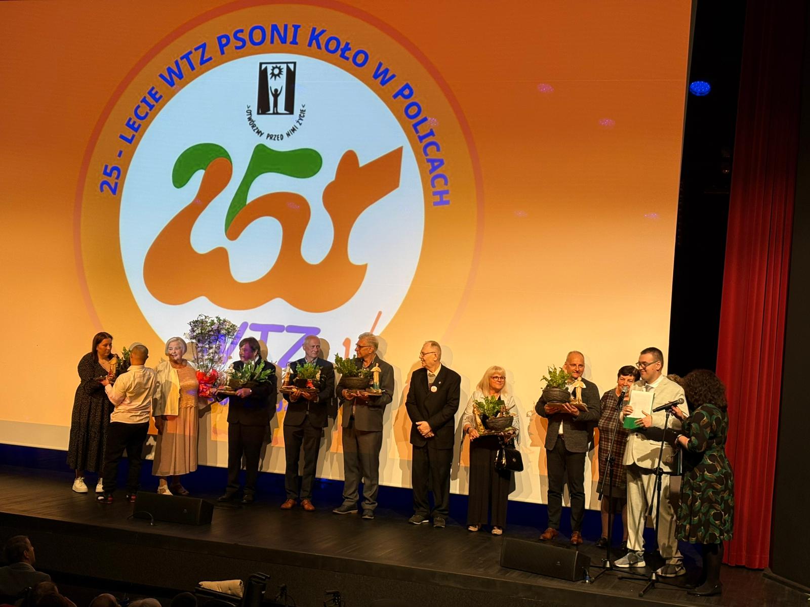 Jubileusz 25-lecia Warsztat Terapii Zajęciowej Polskiego Stowarzyszenia na rzecz Osób z Niepełnosprawnością Intelektualną Koło w Policach