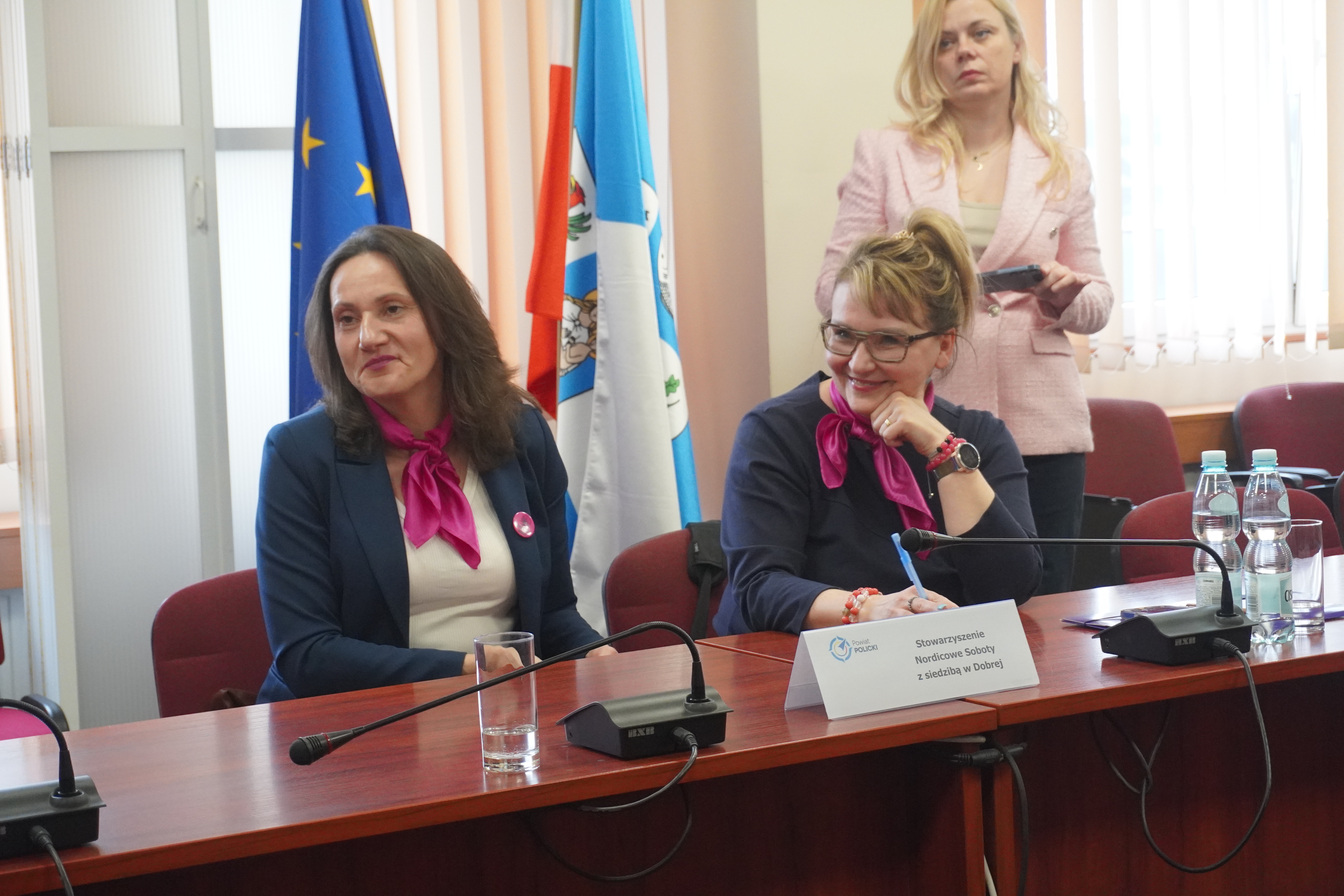 Podpisanie umów Kompas na Powiat Policki