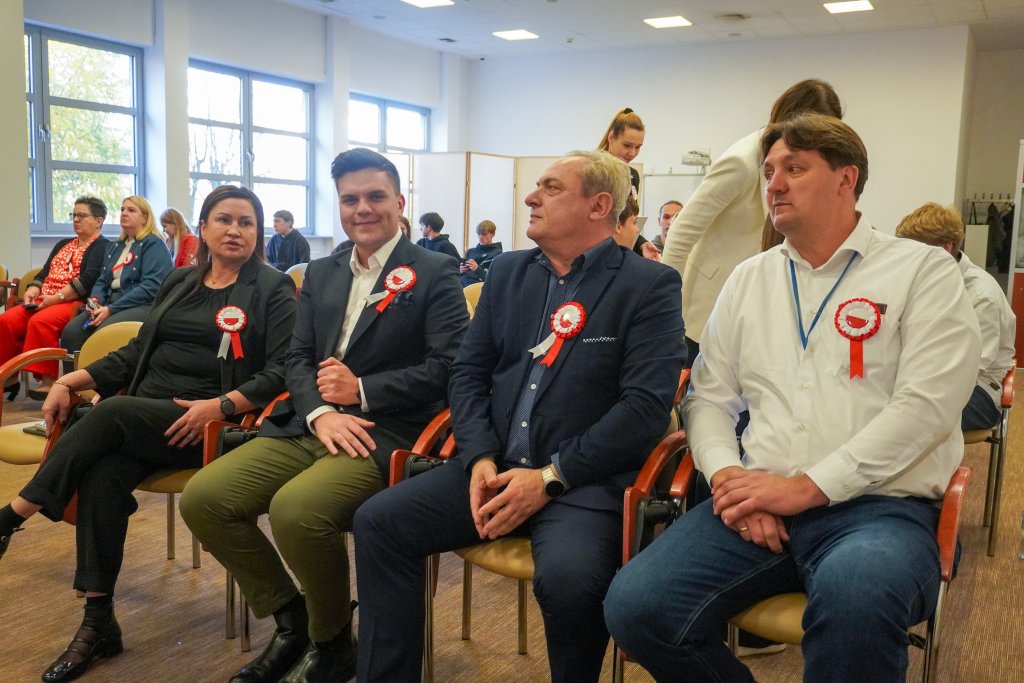 Poranek patriotyczny w Zespole Szkół im. Ignacego Łukasiewicza