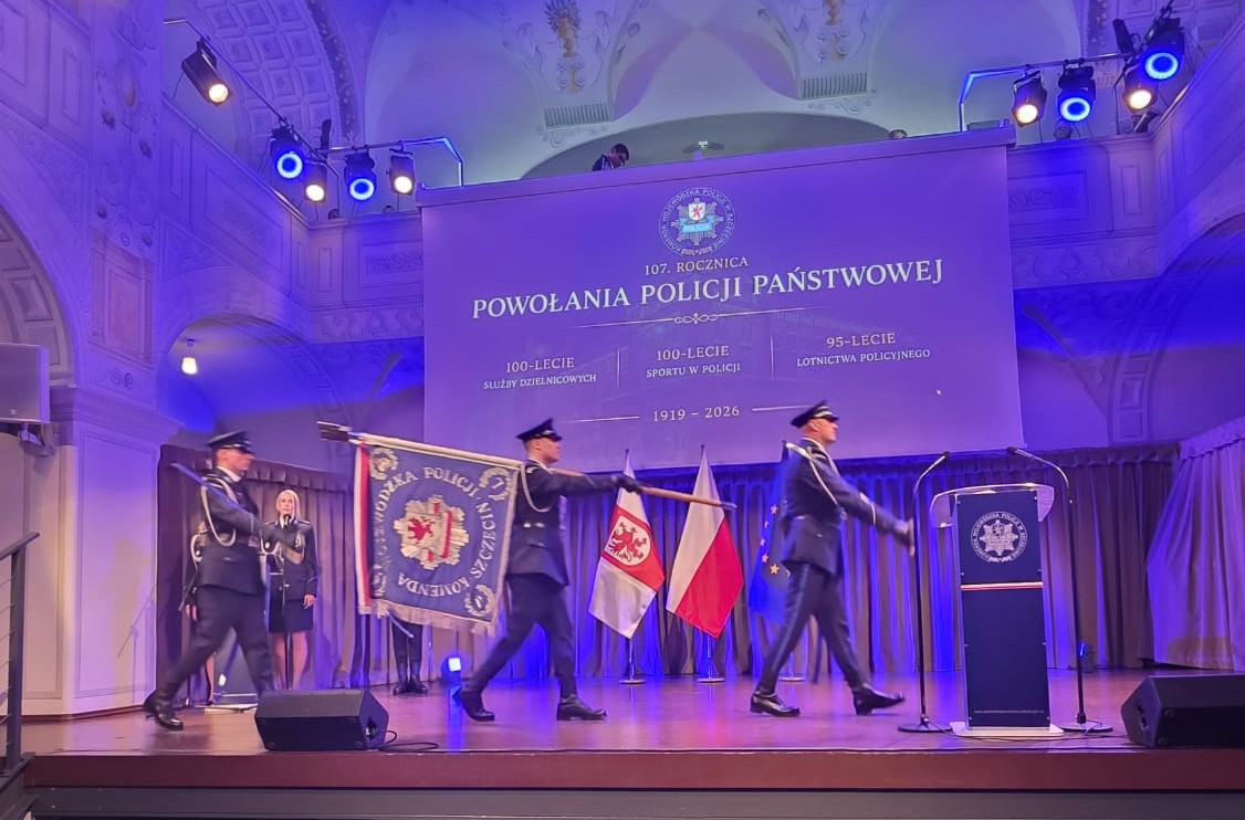 Wejście sztandaru