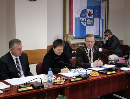 Dodatkowe 800 tysięcy złotych przekazano do powiatowych placówek