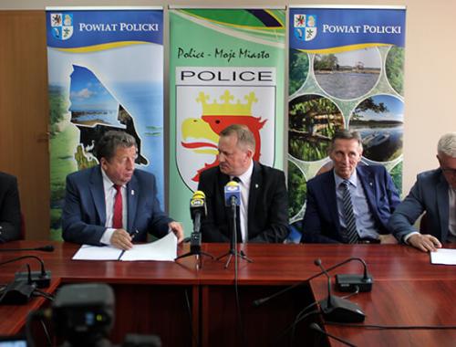 Umowa na przebudowę wiaduktu w Policach podpisana