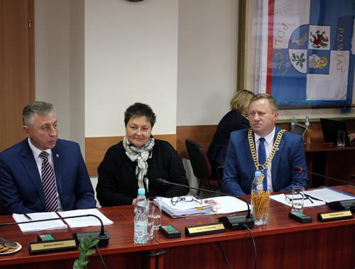 Zarząd Powiatu w Policach jednogłośnie otrzymał absolutorium za 2016 rok