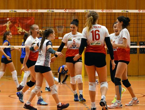 Nasze siatkarki zajęły 3 miejsce w przedsezonowym turnieju