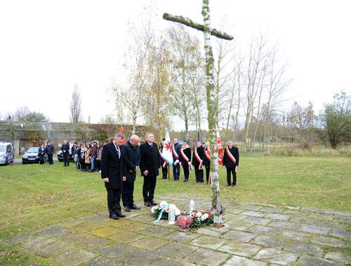 Tradycyjne spotkanie pod brzozowym krzyżem