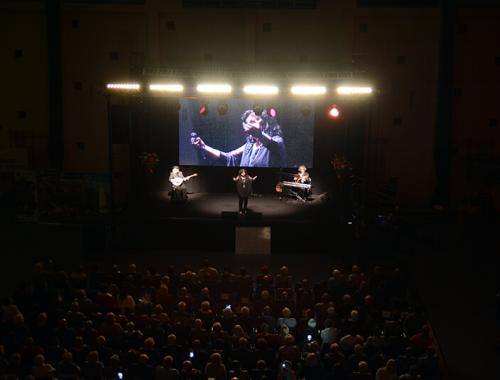 Powiatowe obchody Dnia Seniora i koncert Eleni