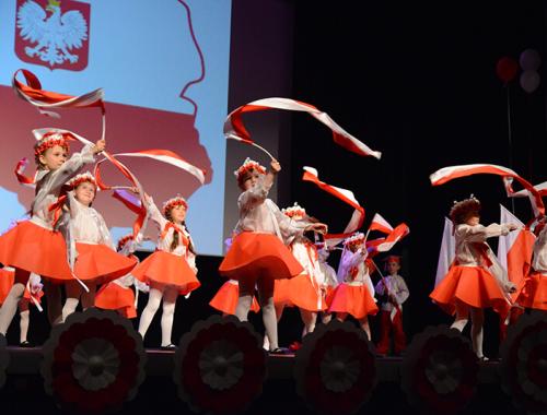 Przedszkolaki zatańczyły dla Niepodległej