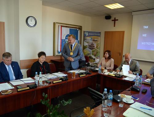 Jednogłośne absolutorium za wykonanie budżetu w 2017 roku