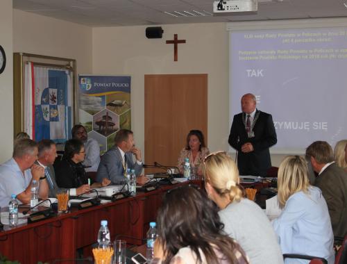 XLIII sesja Rady Powiatu w Policach