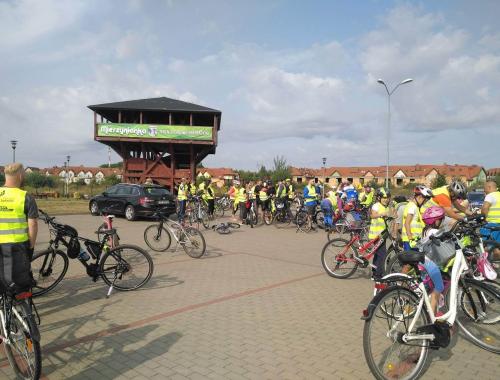 Rajd rowerowy „Razem zdrowo i kolorowo - gmina Dobra na rowery”