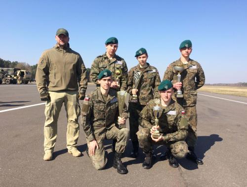 Uczniowie Zespołu Szkół w Policach najlepsi w IV Ogólnopolskich Mistrzostwach Klas Mundurowych