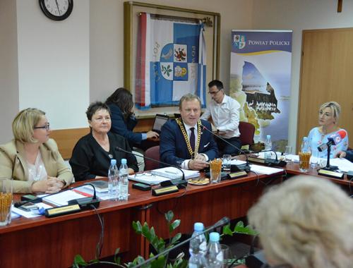 Zarząd Powiatu w Policach otrzymał absolutorium za 2018 rok