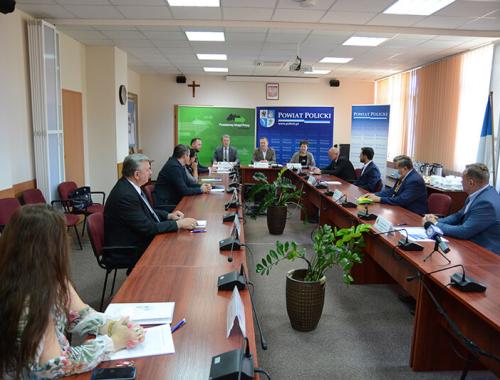 Briefing w sprawie otwarcia Centrum Informacji dla Cudzoziemców w Powiecie Polickim