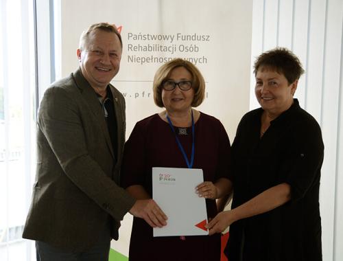 Zawarcie umowy z Powiatem Polickim w ramach programu „STABILNE ZATRUDNIENIE – osoby niepełnosprawne w administracji i służbie publicznej”