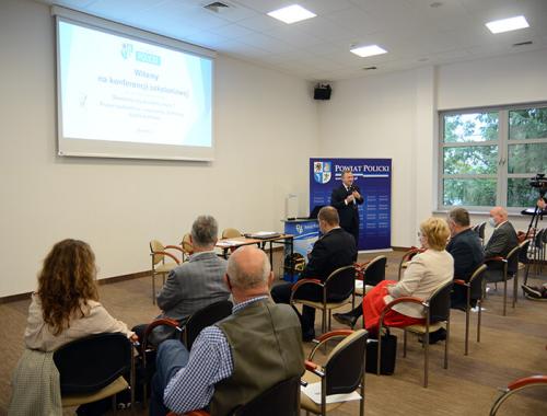 Konferencja szkoleniowa pod patronatem Starosty Polickiego