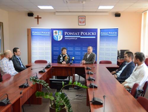 Podpisano umowy z organizacjami pozarządowymi na realizację zadań w trybie pozakonkursowym