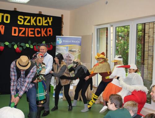 "Święto Szkoły" i "Dzień Dziecka" w SOSW w Tanowie