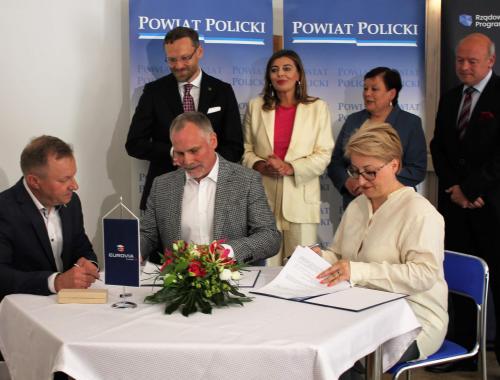 Eurovia S. A. przebuduje drogę powiatową Bezrzecze - Wołczkowo  w ciągu ul. Górnej i Koralowej