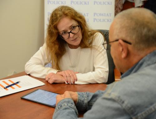 Bezpłatne wykonanie testów sprawności ruchowej i poznawczej „Alzheimer–rozumiem–wspieram” w ramach obchodów Dni Zdrowia w Powiecie Polickim