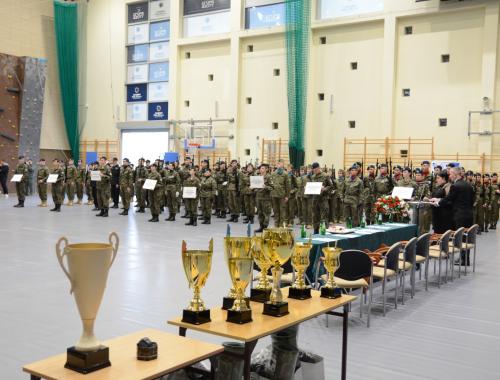 Zachodniopomorski Przegląd Musztry Klas Mundurowych odbył się ponownie w Policach