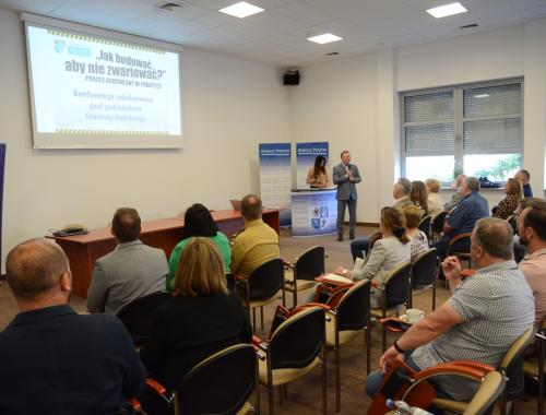 Konferencja szkoleniowa "Jak budować, aby nie zwariować?"