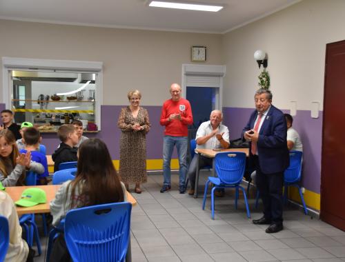 Przywitanie kolonii z Nowego Rozdołu w Specjalnym Ośrodku Szkolno-Wychowawczym Nr 1 im. Marii Grzegorzewskiej w Policach