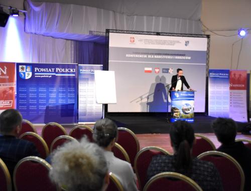 Konferencja dla nauczycieli i rodziców "Problem zażywania przez młodzież środków psychoaktywnych"