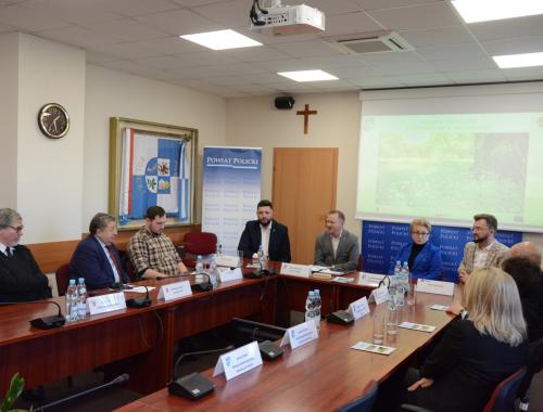 Rozpoczęła się rekultywacja i remediacja terenu przy ul. Kamiennej w Policach