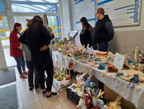 Kiermasz wielkanocny w Starostwie Powiatowym w Policach