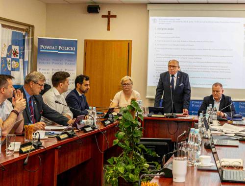 Za nami IV sesja Rady Powiatu w Policach
