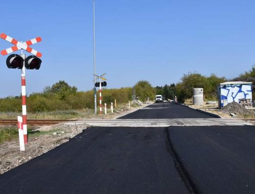 Prace na drodze w Będargowie