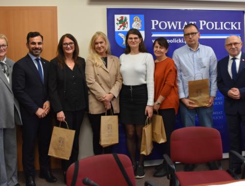 Nieśli pomoc poszkodowanym w powodzi w powiecie nyskim, dziś otrzymali podziękowania