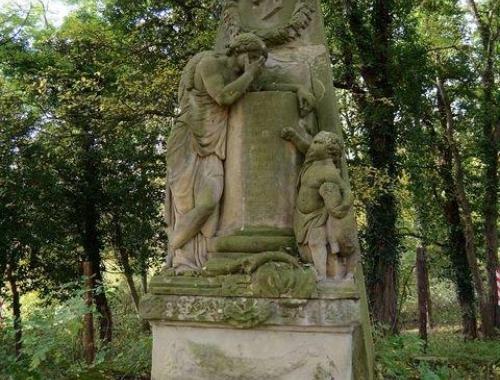 Prace konserwatorskie pomnika  Jürgena Berndta von Ramin w Stolcu