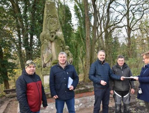 Zakończono I etap prac konserwatorskich zabytkowego pomnika nagrobnego Jürgena Berndta von Ramin