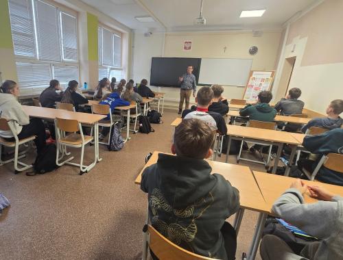 Warsztaty edukacyjne o prawnych aspektach zażywania narkotyków