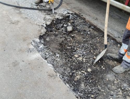 Trwają remonty cząstkowe dróg w Powiecie Polickim