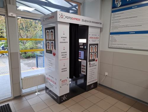 Fotobudka w naszym urzędzie – szybkie zdjęcia do dokumentów na miejscu
