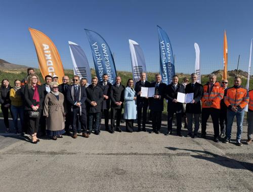 Zdjęcie grupowe z wydarzenia