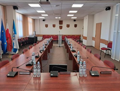 sala sesyjna Rady Powiatu w Policach
